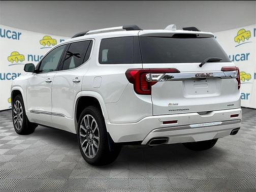 2021 GMC Acadia Denali