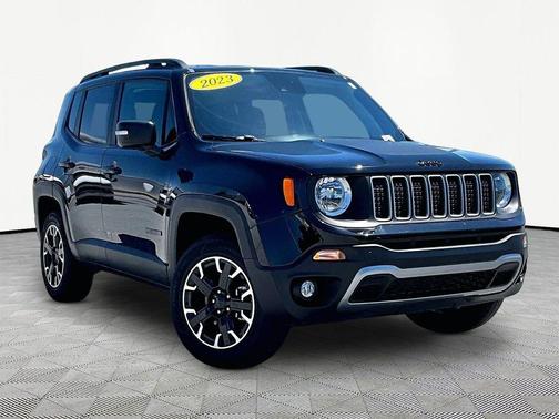 Black 2023 Jeep Renegade Latitude