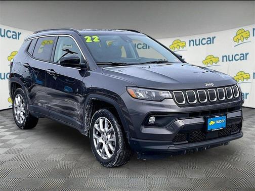 2022 Jeep Compass Latitude Lux