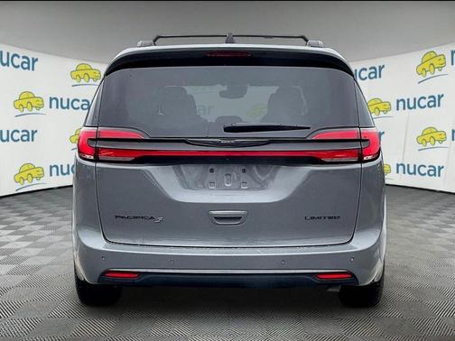 Gray 2025 Chrysler Pacifica Limited