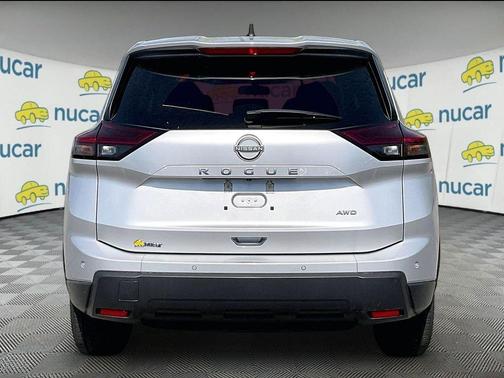 Silver 2024 Nissan Rogue S