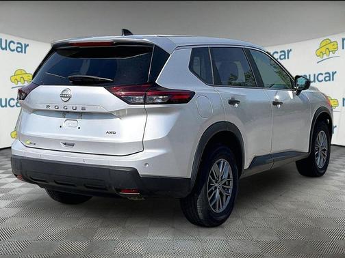 Silver 2024 Nissan Rogue S