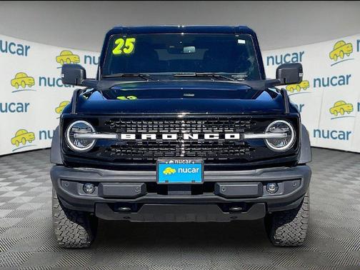Black 2025 Ford Bronco Outer Banks