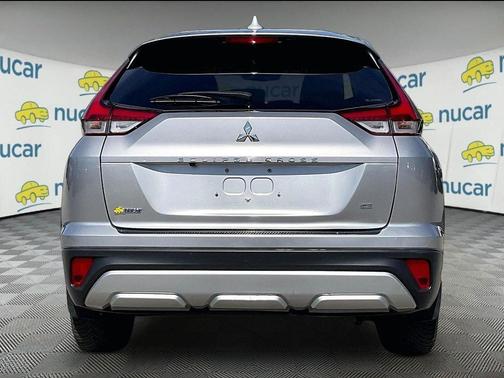 Silver 2023 Mitsubishi Eclipse Cross SE
