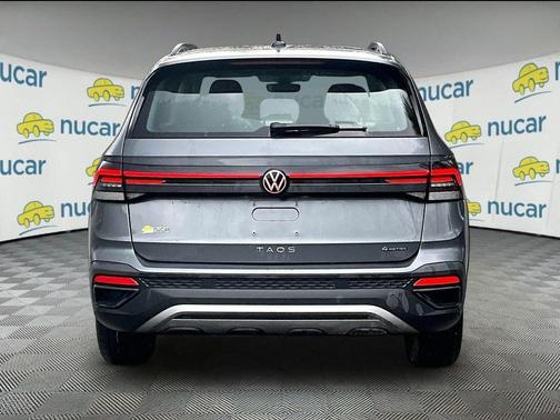 Platinum Gray Metallic 2025 Volkswagen Taos 1.5T S