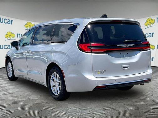 Silver 2023 Chrysler Pacifica Touring-L