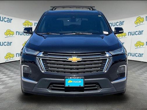 Black 2023 Chevrolet Traverse LT Leather