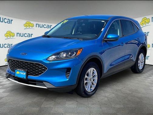 Blue 2021 Ford Escape SE