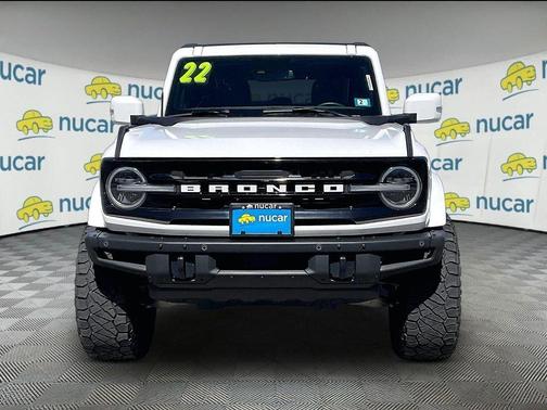 White 2022 Ford Bronco Outer Banks