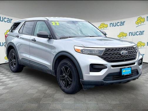 Silver 2022 Ford Explorer Base