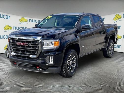 Black 2022 GMC Canyon AT4 w/Cloth