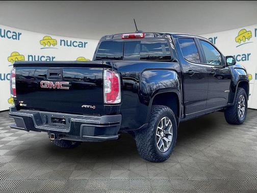 Black 2022 GMC Canyon AT4 w/Cloth