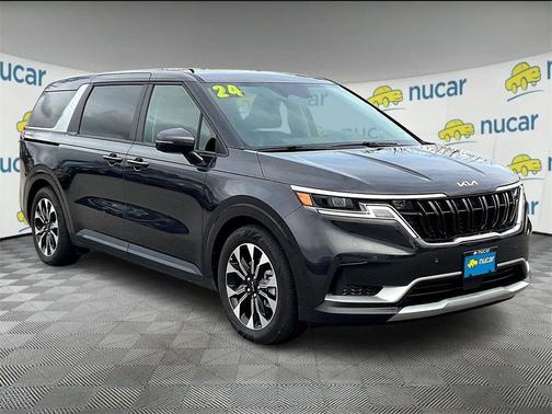 2024 Kia Carnival EX