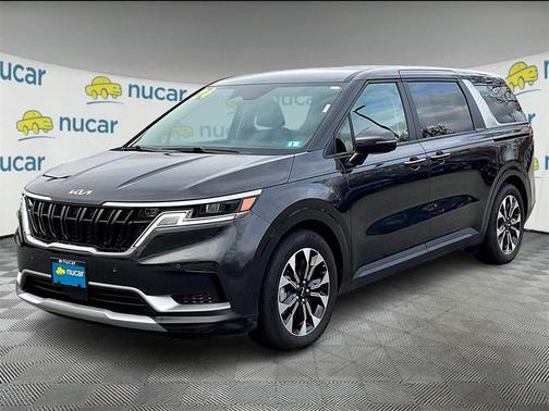 2024 Kia Carnival EX