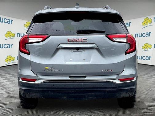 Gray 2024 GMC Terrain AT4