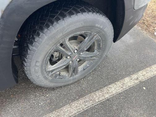 Gray 2024 GMC Terrain AT4