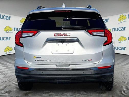 2022 GMC Terrain AT4