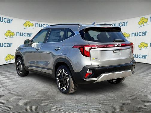 Gray 2026 Kia Seltos SX
