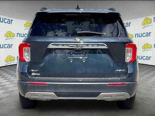 Blue 2024 Ford Explorer XLT
