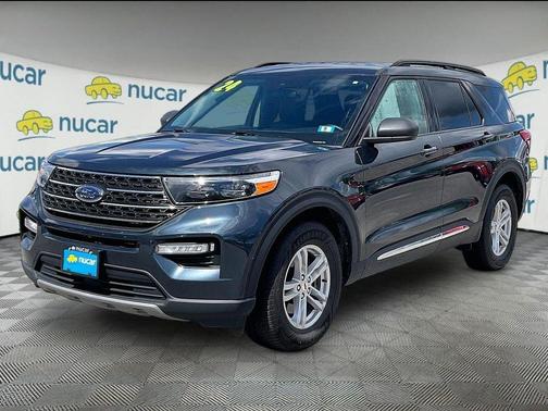 Blue 2024 Ford Explorer XLT