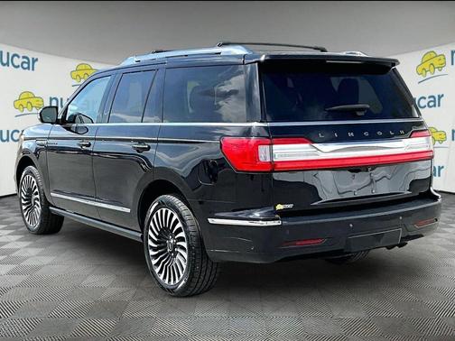Black 2021 Lincoln Navigator Black Label