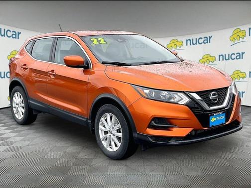 Monarch Orange 2022 Nissan Rogue Sport S
