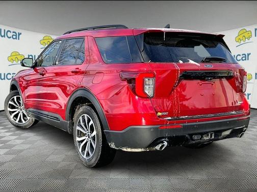 Red 2022 Ford Explorer ST-Line