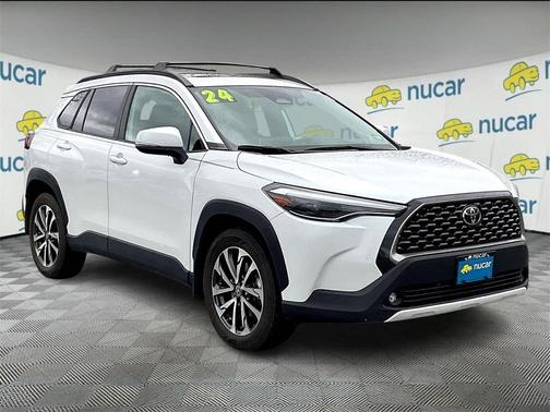 2024 Toyota Corolla Cross XLE