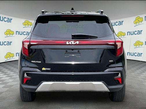 Black 2026 Kia Seltos S