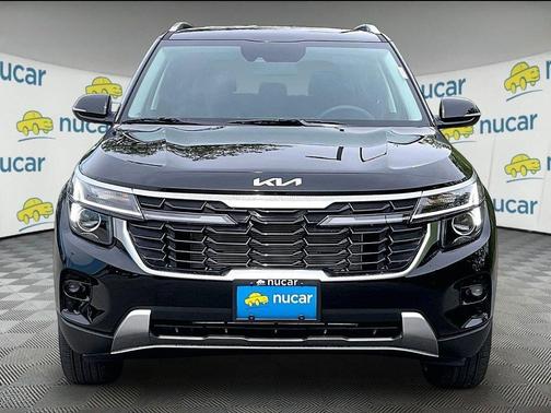 Black 2026 Kia Seltos S