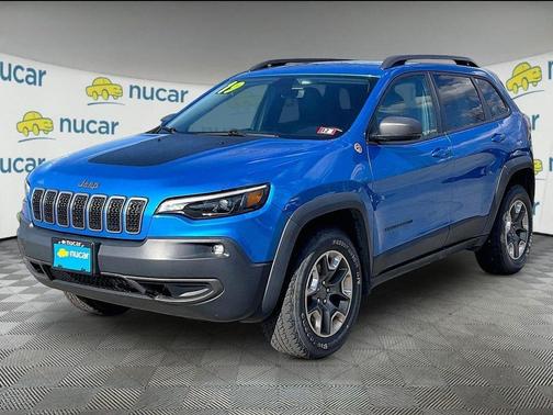 Blue 2019 Jeep Cherokee Trailhawk