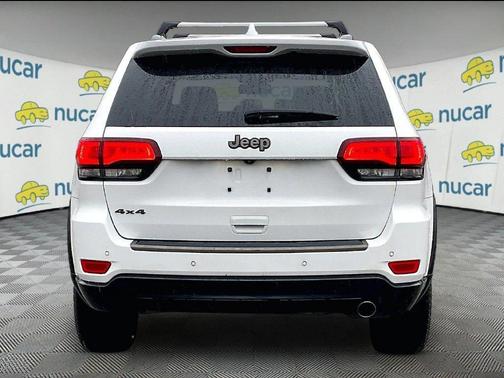 White 2016 Jeep Grand Cherokee Limited