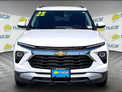White 2025 Chevrolet Trailblazer LT