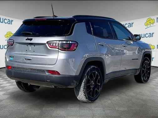 2023 Jeep Compass Altitude