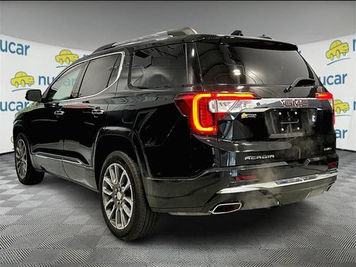 2021 GMC Acadia Denali