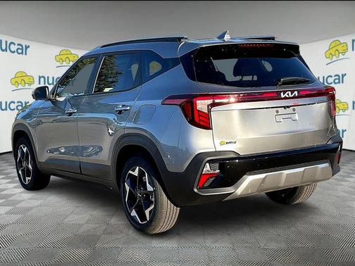 Gray 2026 Kia Seltos S