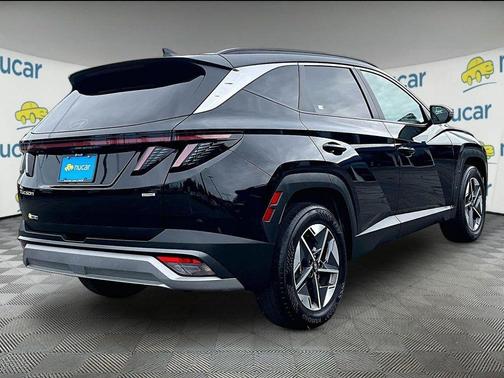 Black 2025 Hyundai TUCSON SEL Convenience