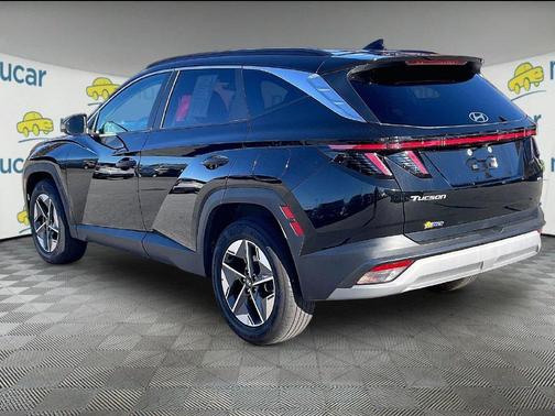 Black 2025 Hyundai TUCSON SEL Convenience