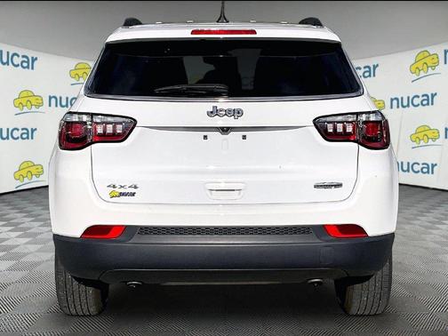 White 2024 Jeep Compass Latitude