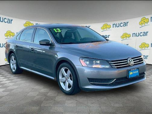 Gray 2013 Volkswagen Passat 2.5 SE