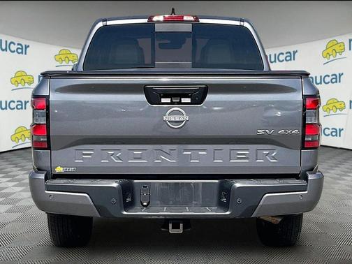 Gun Metallic 2024 Nissan Frontier SV