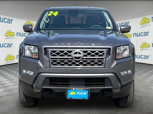 Gun Metallic 2024 Nissan Frontier SV