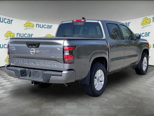 Gun Metallic 2024 Nissan Frontier SV