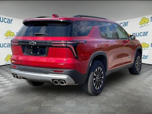 Red 2025 Chevrolet Traverse Z71