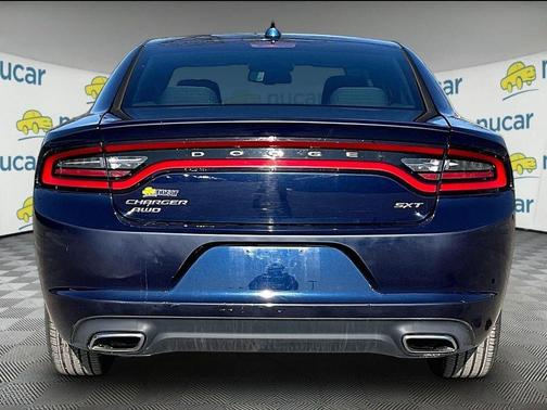 2016 Dodge Charger SXT