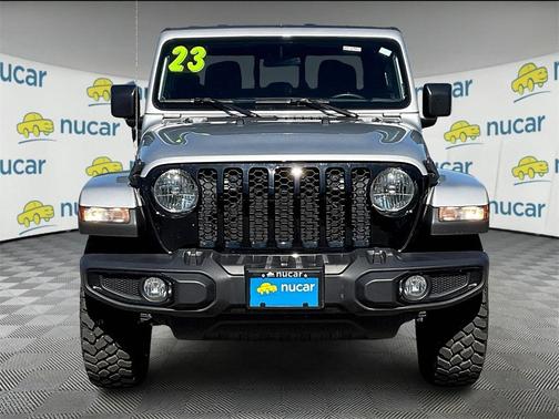 2023 Jeep Gladiator Sport