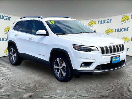 White 2019 Jeep Cherokee Limited