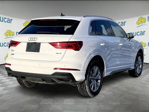 2025 Audi Q3 45 S line Premium