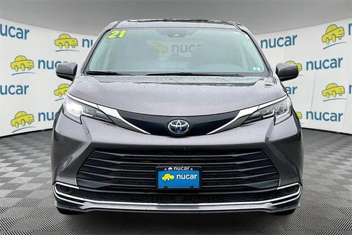 2021 Toyota Sienna XLE