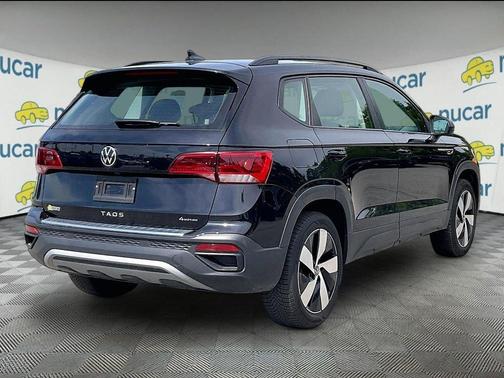 Deep Black Pearl Effect 2024 Volkswagen Taos 1.5T S